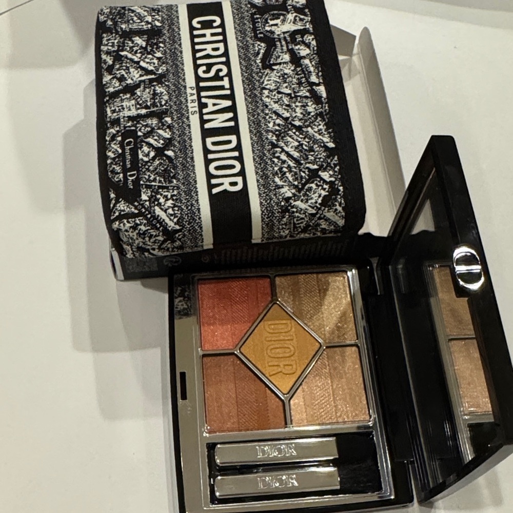 DIOR - Picture 2 of 5